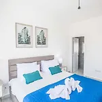 Vie Bleu 3 * Protarász