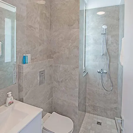 Vie Bleu 3 * Protaras