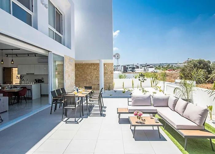 Vie Bleu 3 Protaras