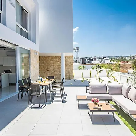 Vie Blue 3 Protaras