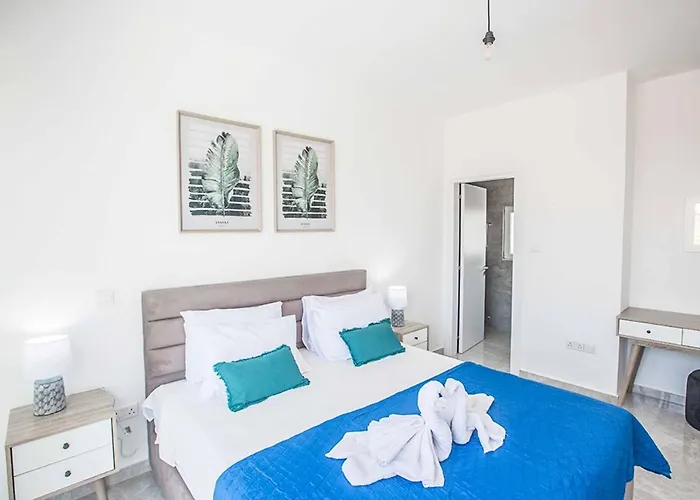 Vie Bleu 3 * Protaras