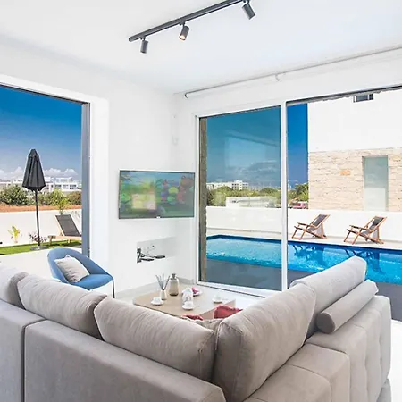 Villa Vie Blue 3 Protaras